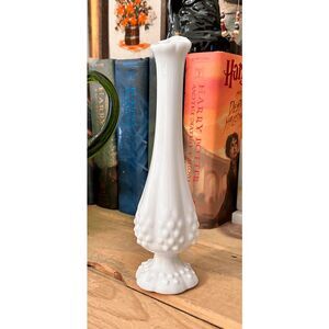 Vintage Fenton White Hobnail Milk Glass Bud Vase